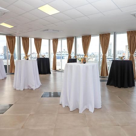 Sentrim Castle Royal Hotel Mombasa Kültér fotó