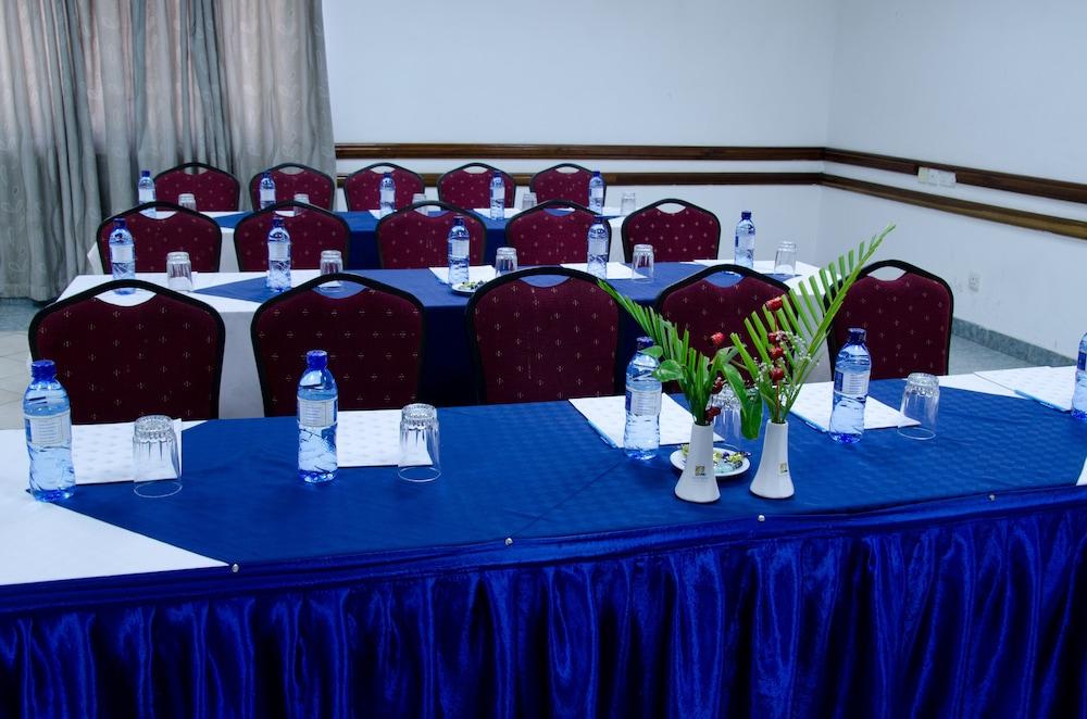 Sentrim Castle Royal Hotel Mombasa Kültér fotó